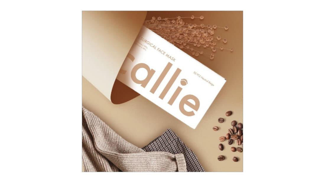 Callie packaging on brown